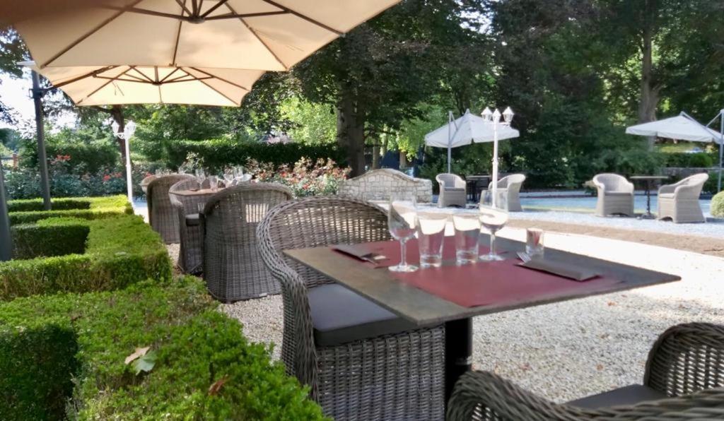 Auberge Du Vieux Cedre, Enghien-Belgique Екстериор снимка